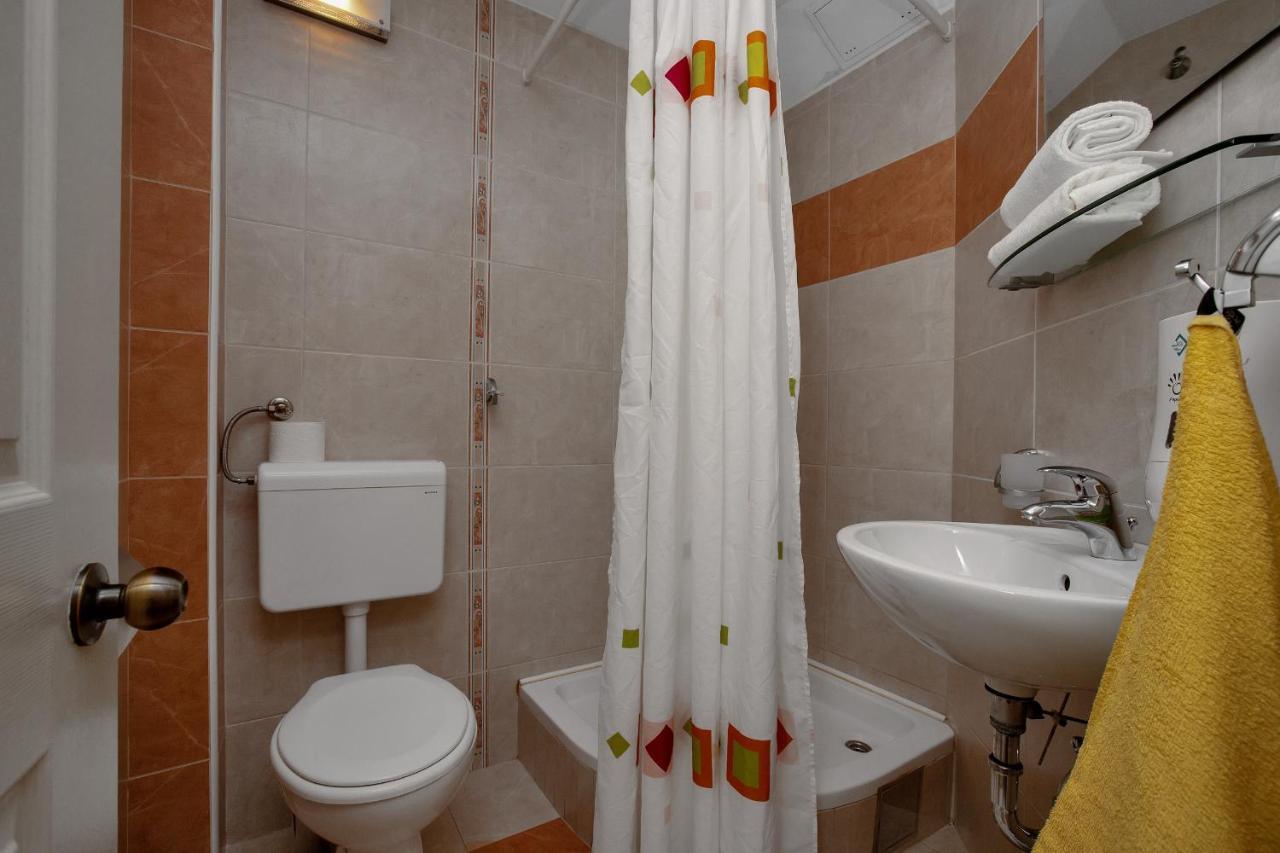 Ferienwohnung Apartman Toni Drašnice Exterior foto